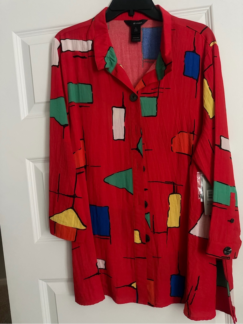 Ali miles Red Long-Sleeve Button-Front Tunic with Multicolor Geometric Blocks